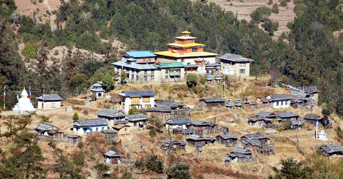 Lawudo Gompa, Namche